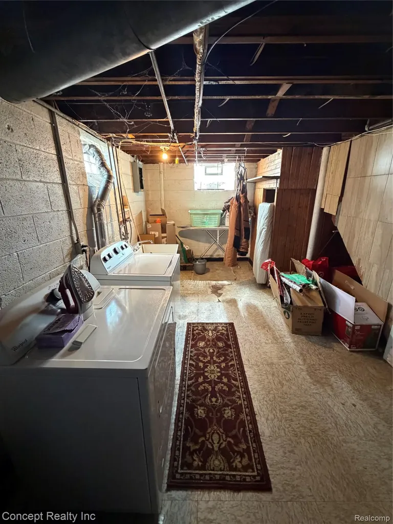 3645 Syckelmoore Street Trenton City MI 48183
