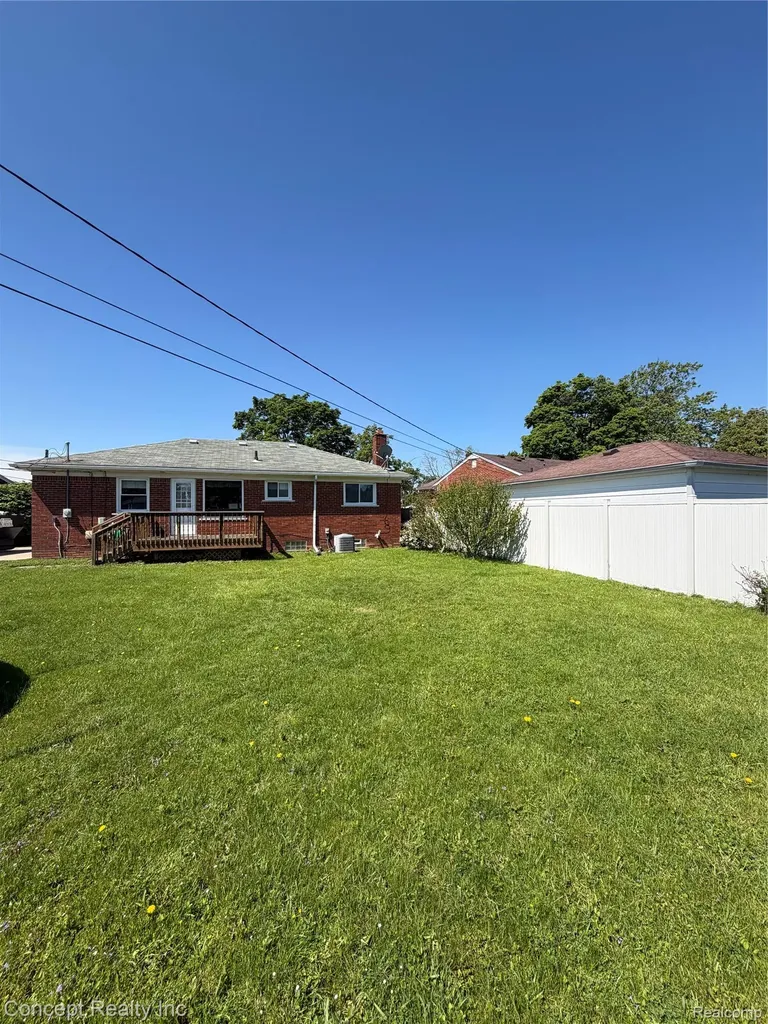 3645 Syckelmoore Street Trenton City MI 48183