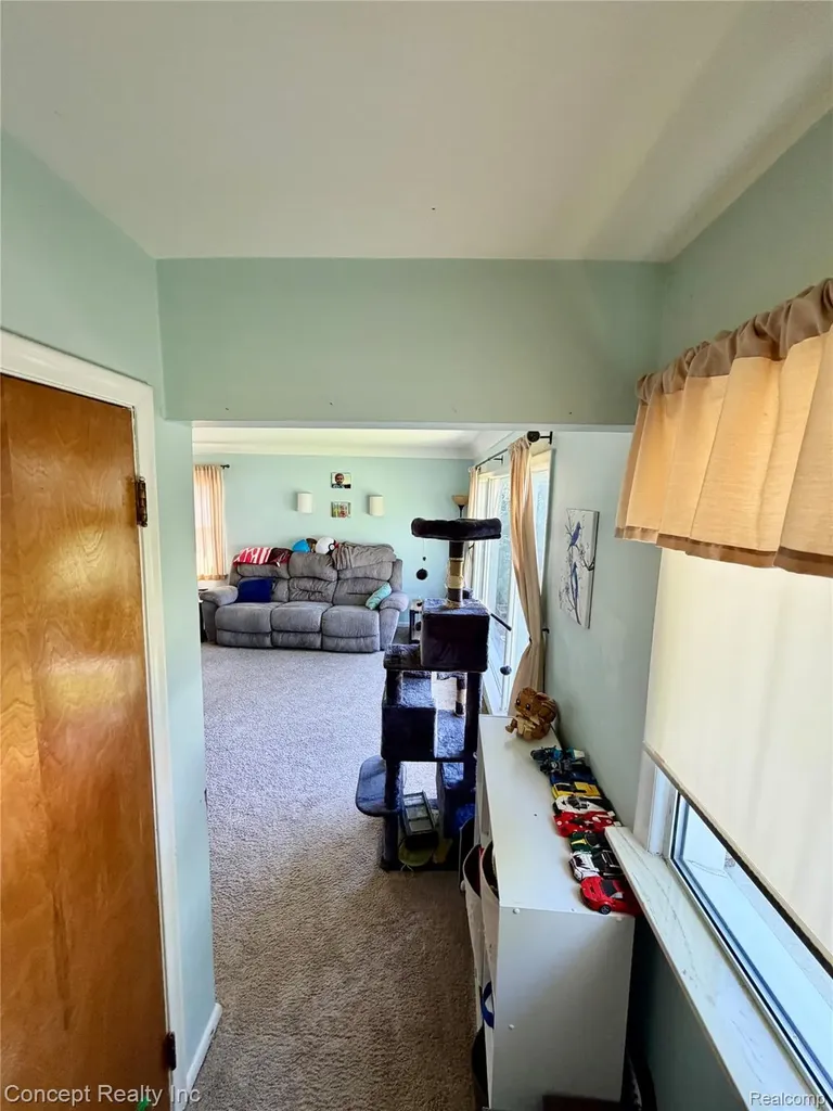 3645 Syckelmoore Street Trenton City MI 48183