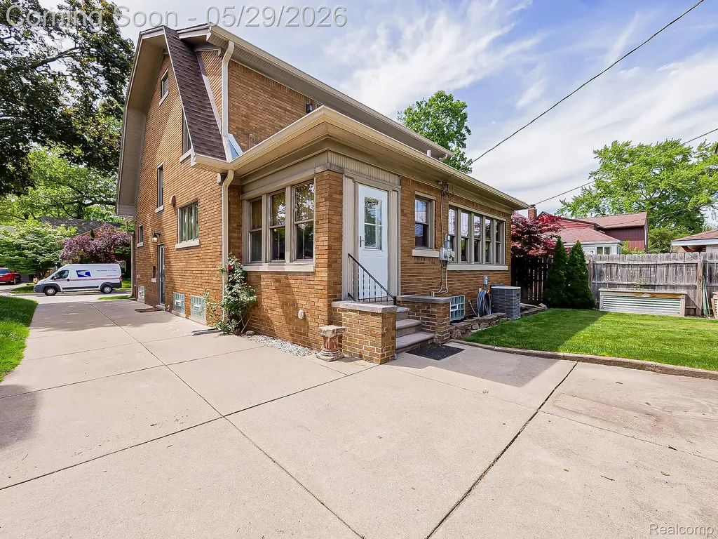 415 Meridan Street Dearborn City MI 48124
