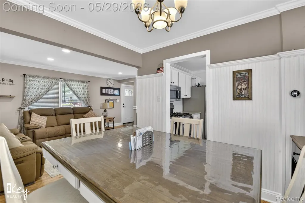 13187 Commonwealth Street Southgate City MI 48195