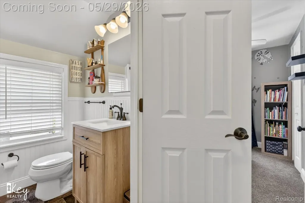 13187 Commonwealth Street Southgate City MI 48195