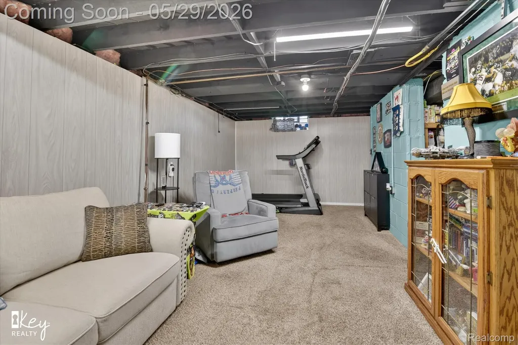 13187 Commonwealth Street Southgate City MI 48195