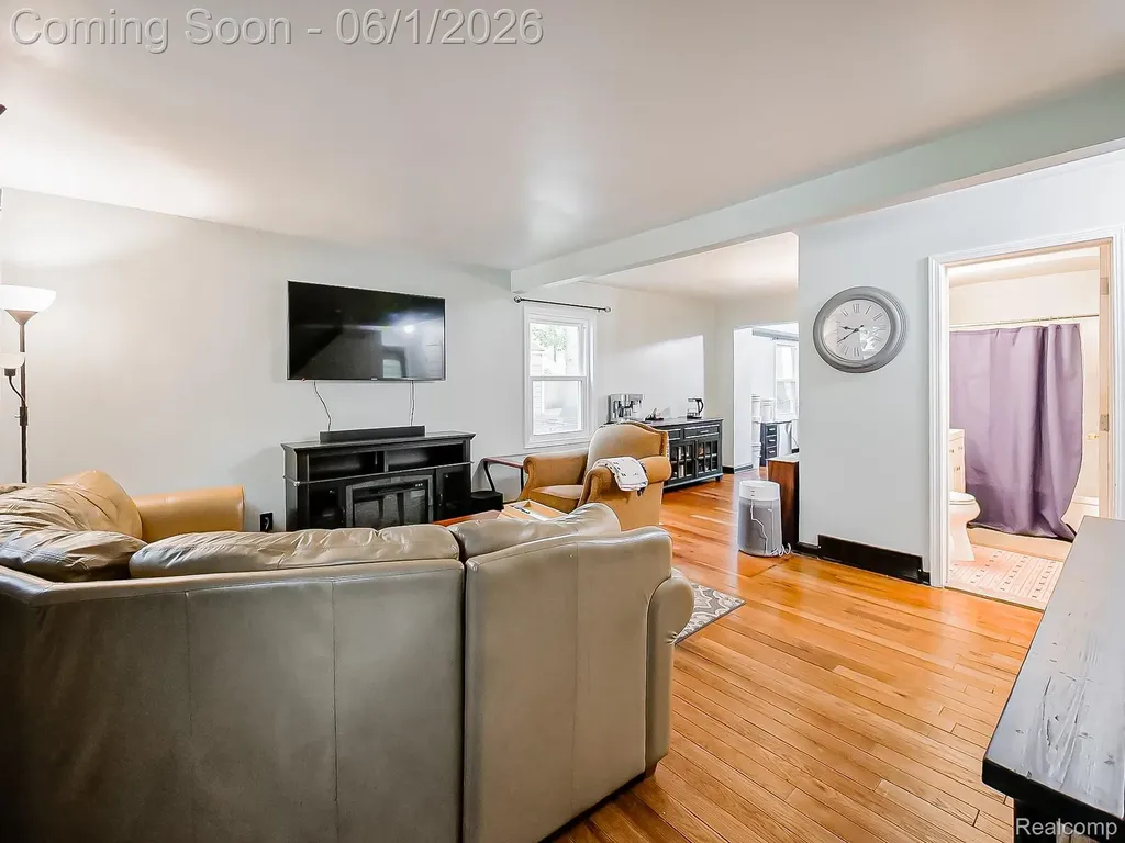 1408 Mohawk Avenue Royal Oak City MI 48067