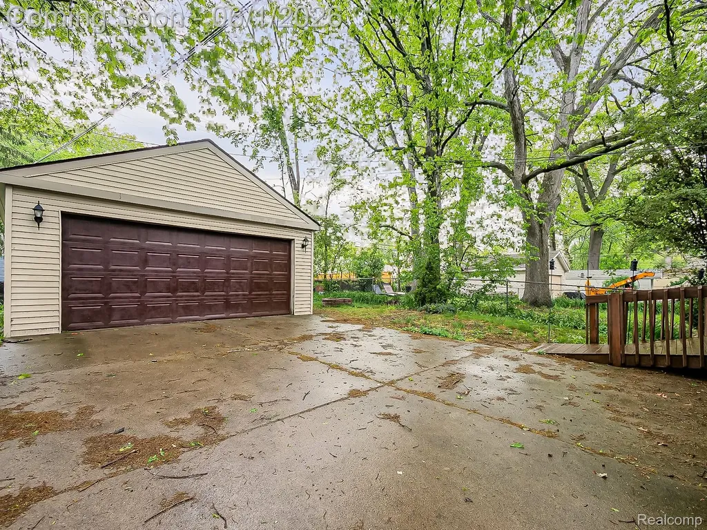 1408 Mohawk Avenue Royal Oak City MI 48067
