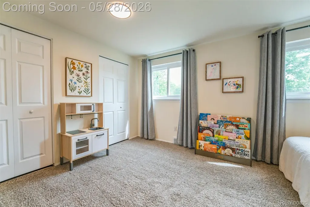 8941 Bristol Court Superior Charter Township MI 48198