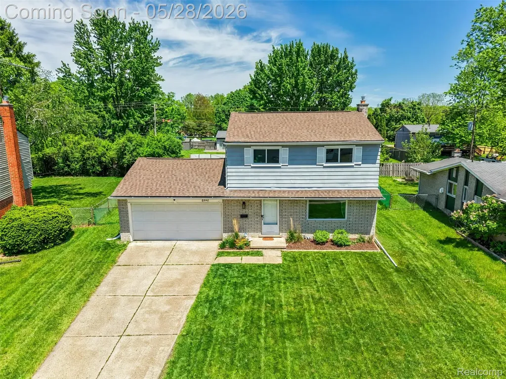 8941 Bristol Court Superior Charter Township MI 48198