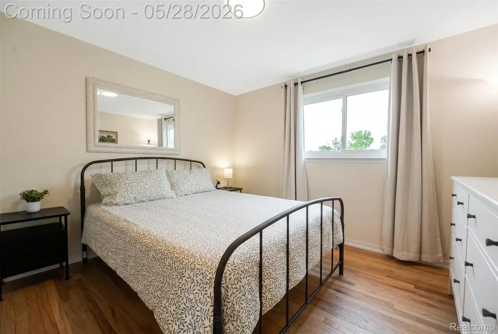 8941 Bristol Court Superior Charter Township MI 48198