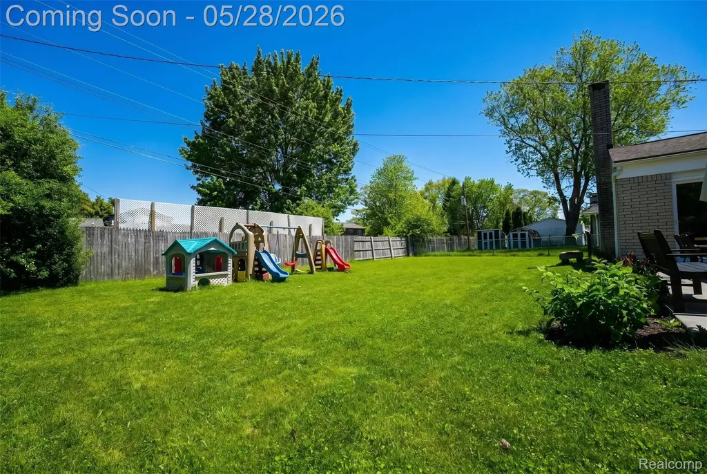 8941 Bristol Court Superior Charter Township MI 48198