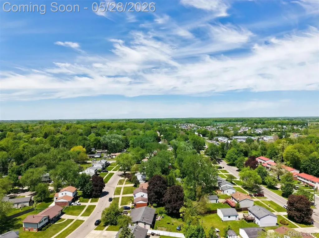 8941 Bristol Court Superior Charter Township MI 48198