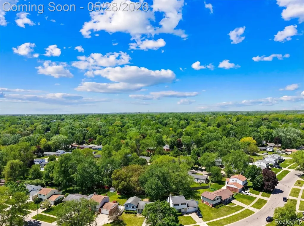 8941 Bristol Court Superior Charter Township MI 48198
