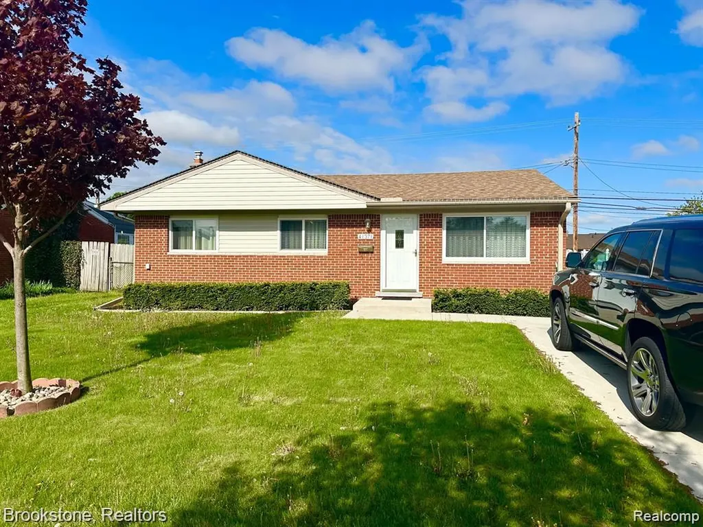 41371 Hamilton Drive Sterling Heights City MI 48313