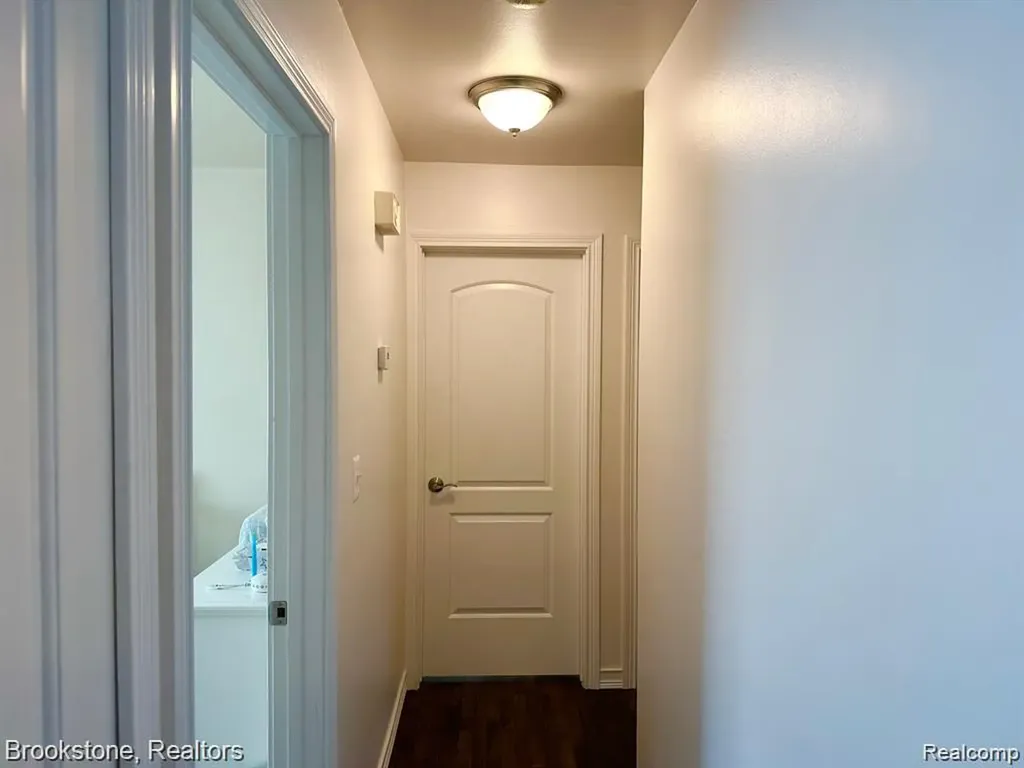 41371 Hamilton Drive Sterling Heights City MI 48313