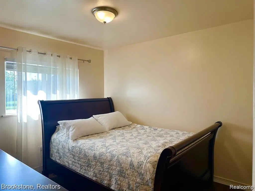 41371 Hamilton Drive Sterling Heights City MI 48313