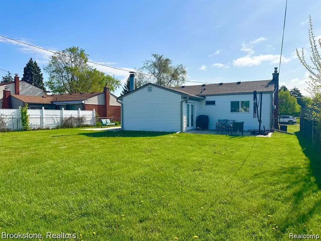 41371 Hamilton Drive Sterling Heights City MI 48313