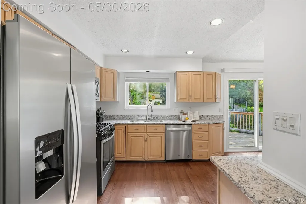 5620 Eastman Boulevard West Bloomfield Charter Township MI 48323