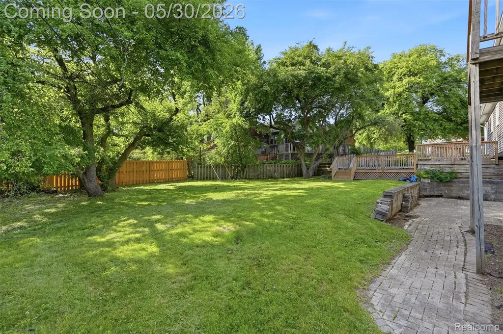 5620 Eastman Boulevard West Bloomfield Charter Township MI 48323