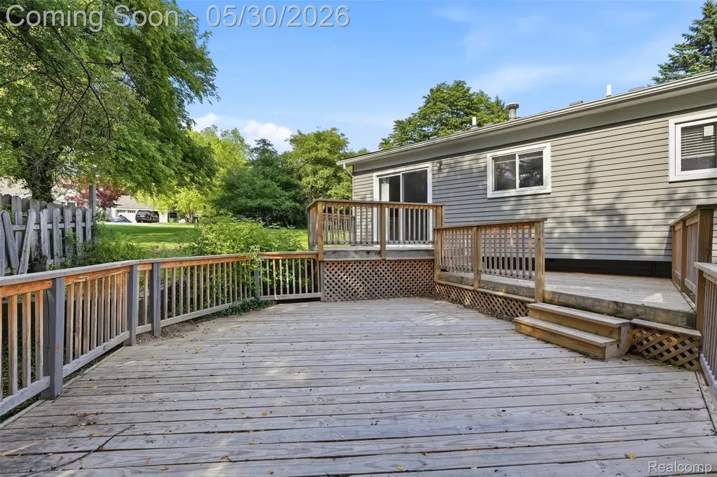 5620 Eastman Boulevard West Bloomfield Charter Township MI 48323