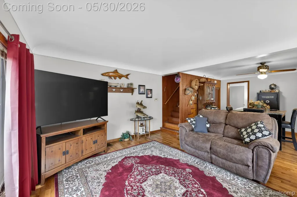 304 W Ridge Street Owosso City MI 48867