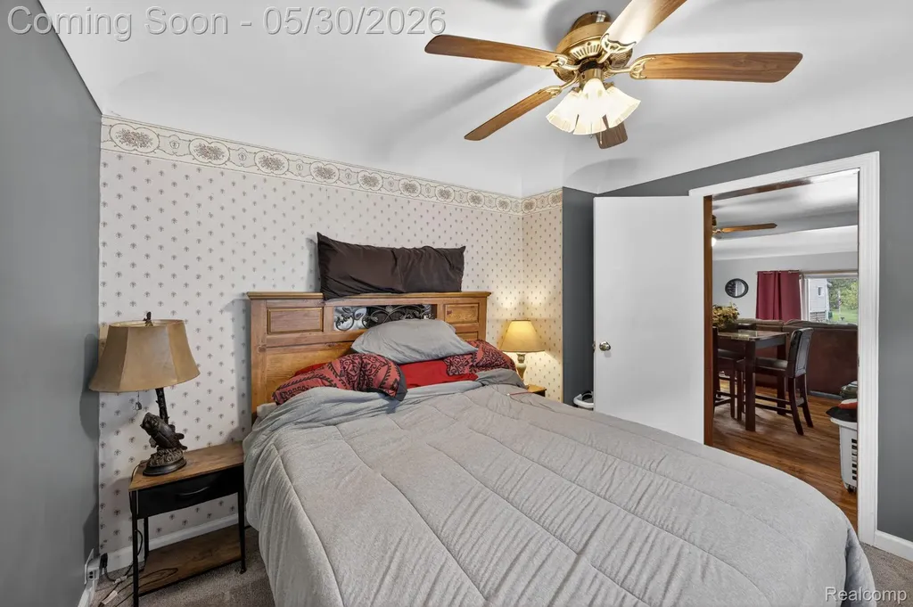 304 W Ridge Street Owosso City MI 48867