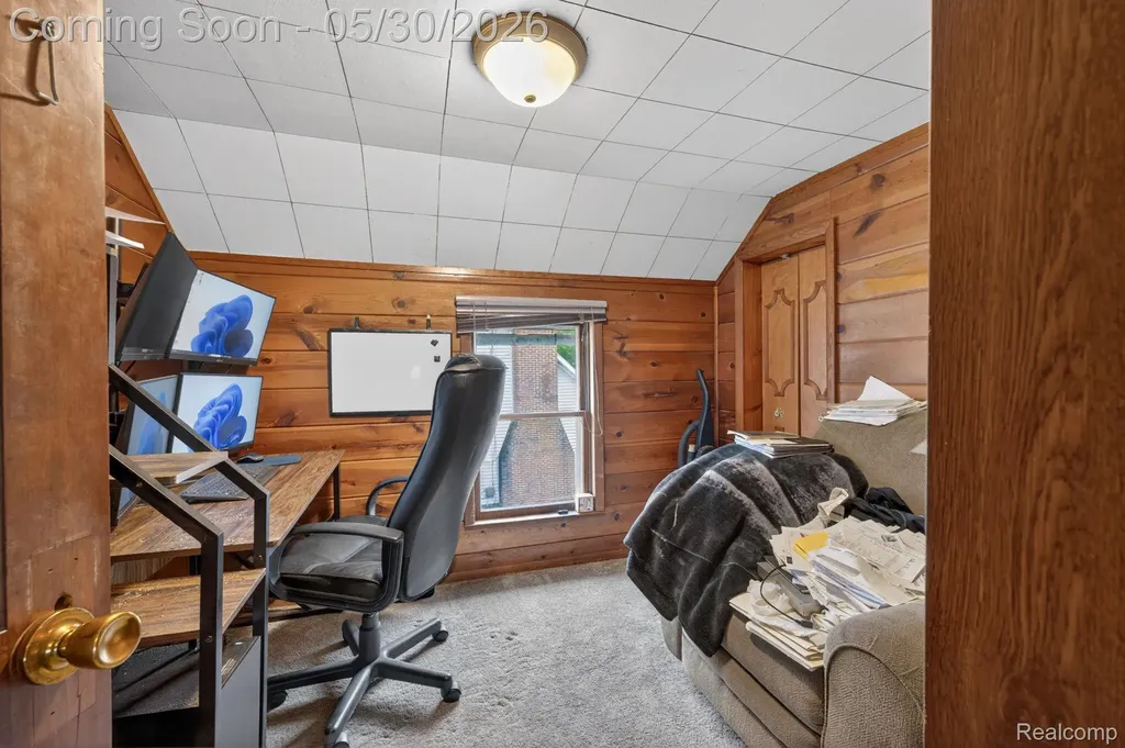 304 W Ridge Street Owosso City MI 48867