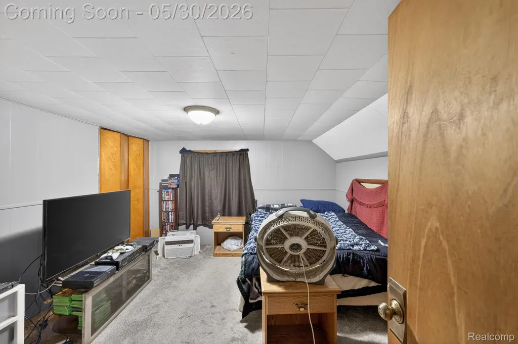 304 W Ridge Street Owosso City MI 48867