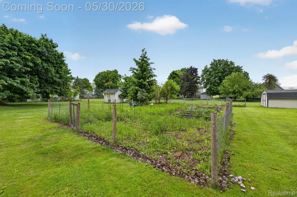 304 W Ridge Street Owosso City MI 48867