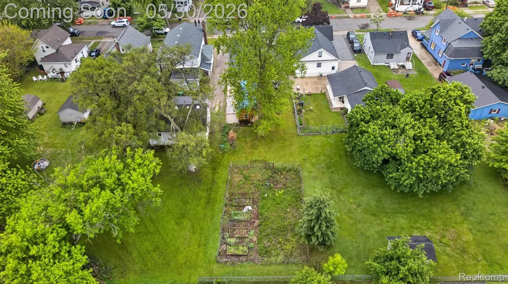 304 W Ridge Street Owosso City MI 48867