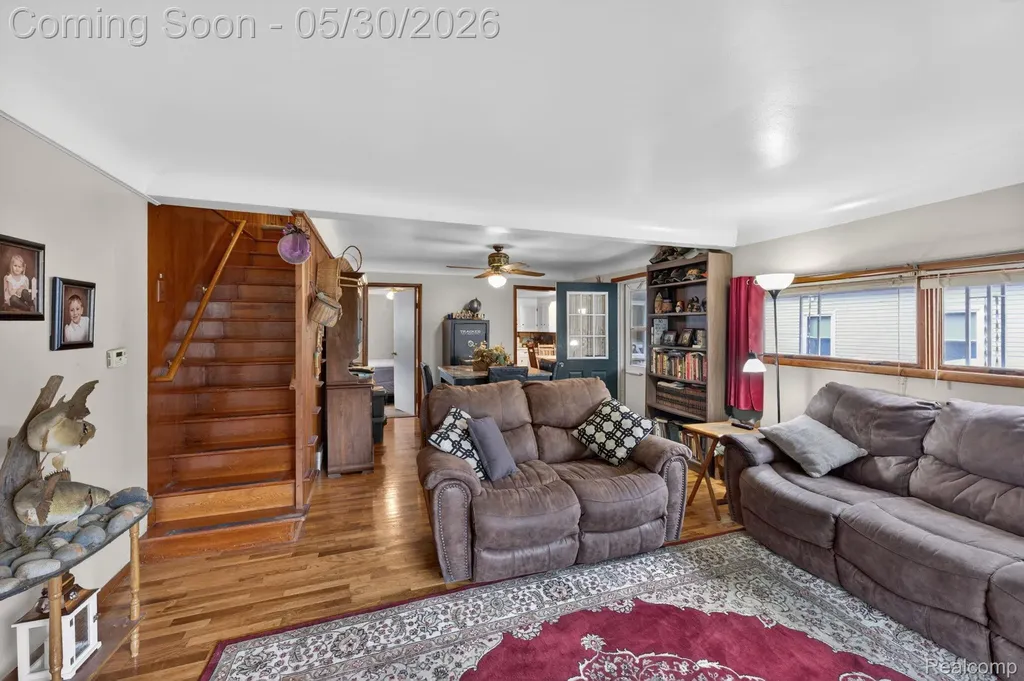 304 W Ridge Street Owosso City MI 48867