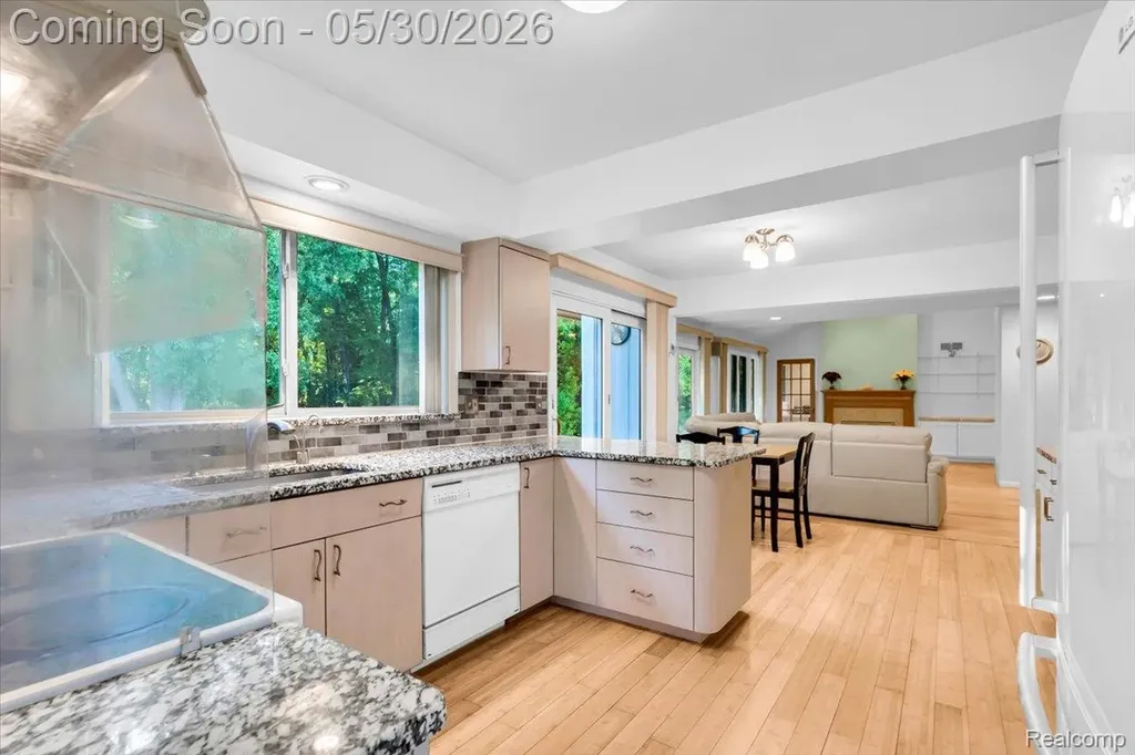 29100 Creek Bend Drive Farmington Hills City MI 48331