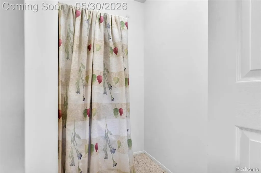 29100 Creek Bend Drive Farmington Hills City MI 48331