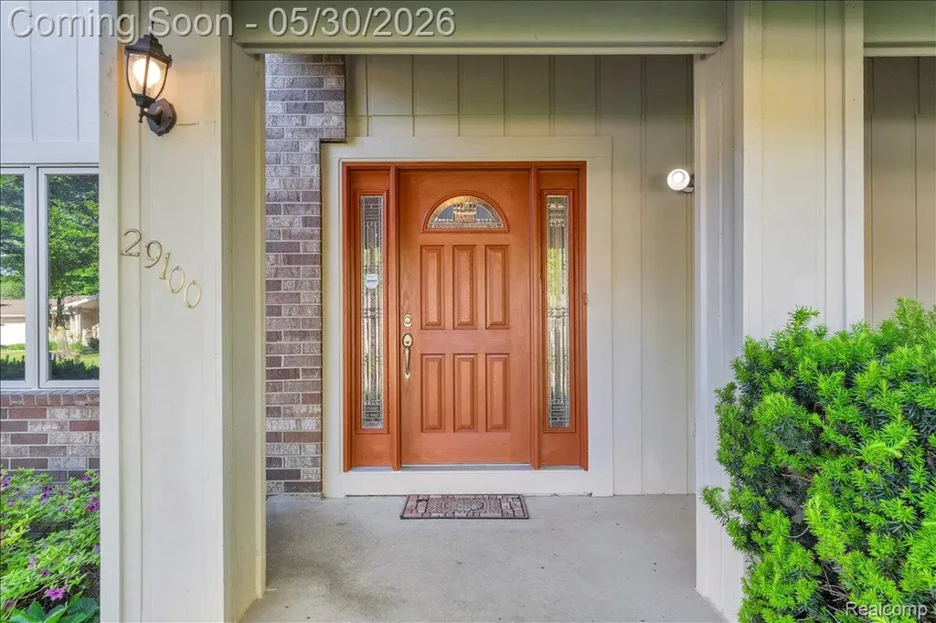 29100 Creek Bend Drive Farmington Hills City MI 48331