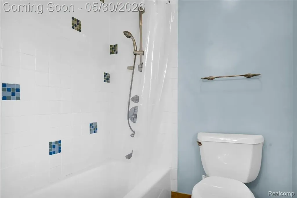 29100 Creek Bend Drive Farmington Hills City MI 48331