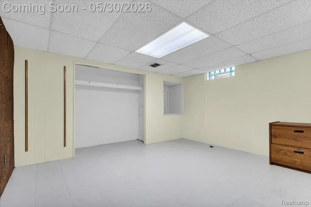 29100 Creek Bend Drive Farmington Hills City MI 48331