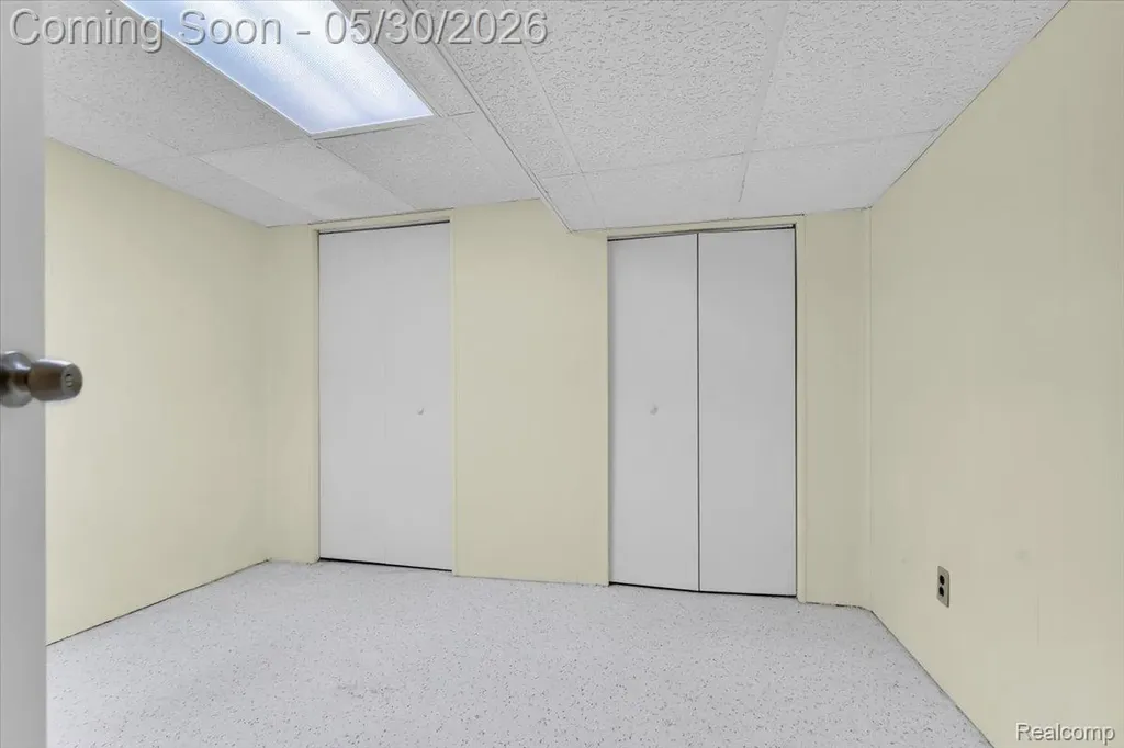 29100 Creek Bend Drive Farmington Hills City MI 48331