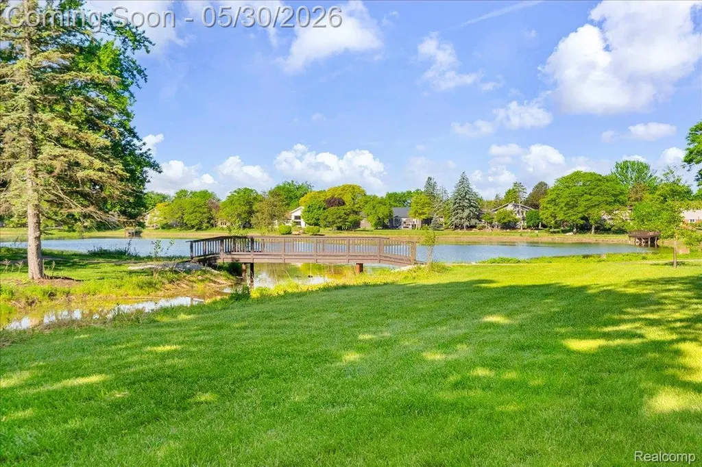 29100 Creek Bend Drive Farmington Hills City MI 48331