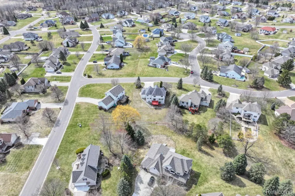 6476 Stonebrook Lane Flint Charter Township MI 48433