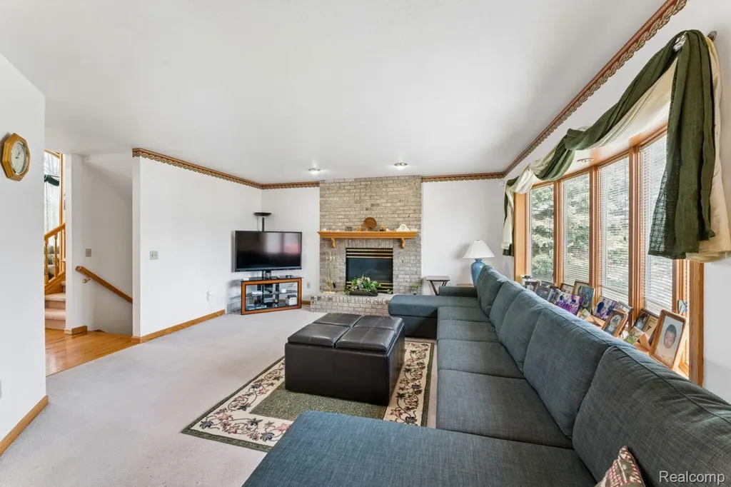 6476 Stonebrook Lane Flint Charter Township MI 48433