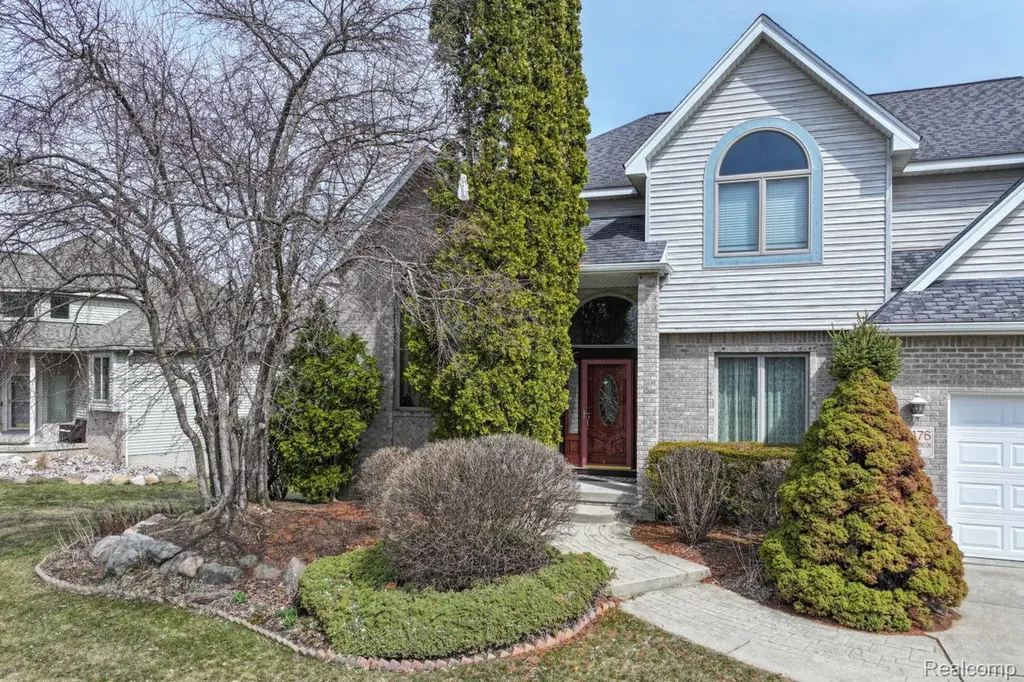 6476 Stonebrook Lane Flint Charter Township MI 48433