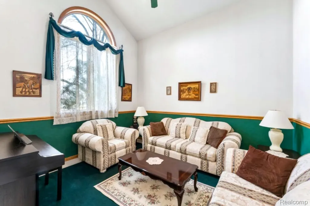 6476 Stonebrook Lane Flint Charter Township MI 48433