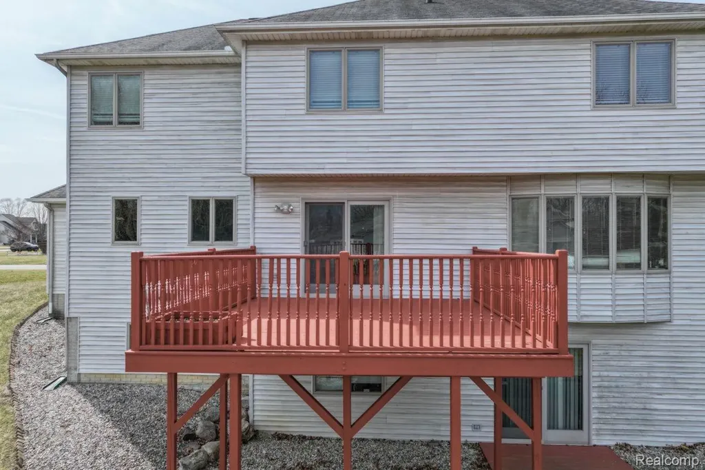 6476 Stonebrook Lane Flint Charter Township MI 48433