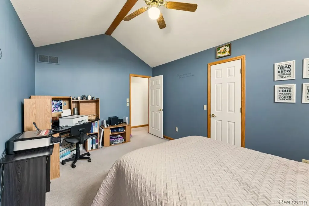 6476 Stonebrook Lane Flint Charter Township MI 48433