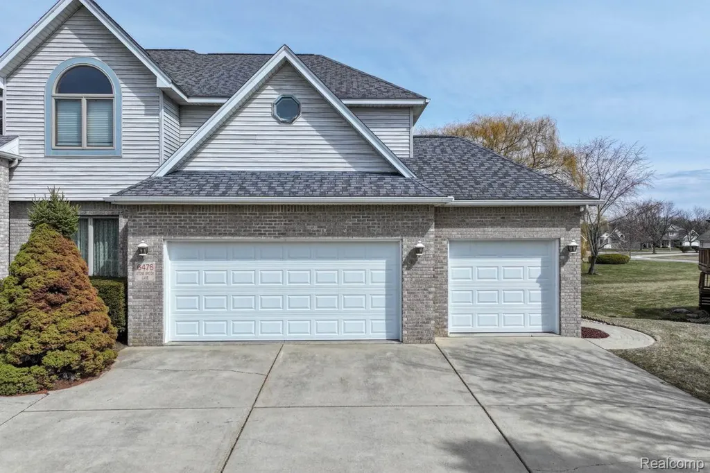 6476 Stonebrook Lane Flint Charter Township MI 48433