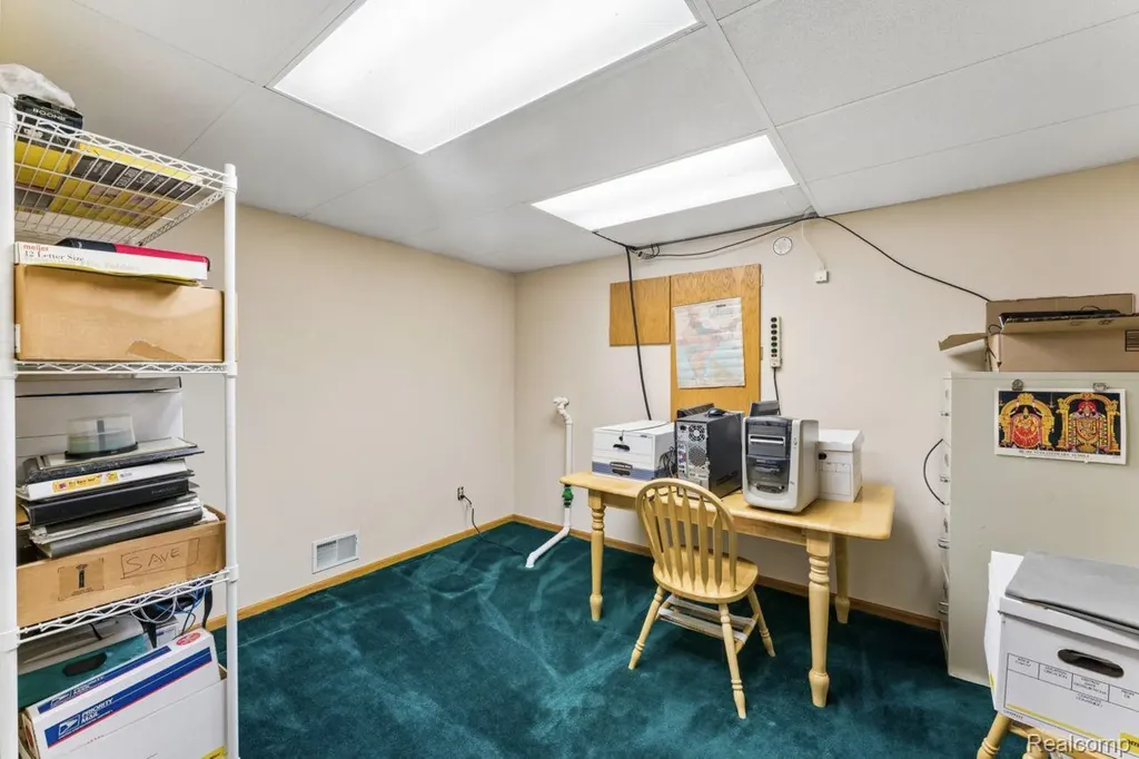 6476 Stonebrook Lane Flint Charter Township MI 48433