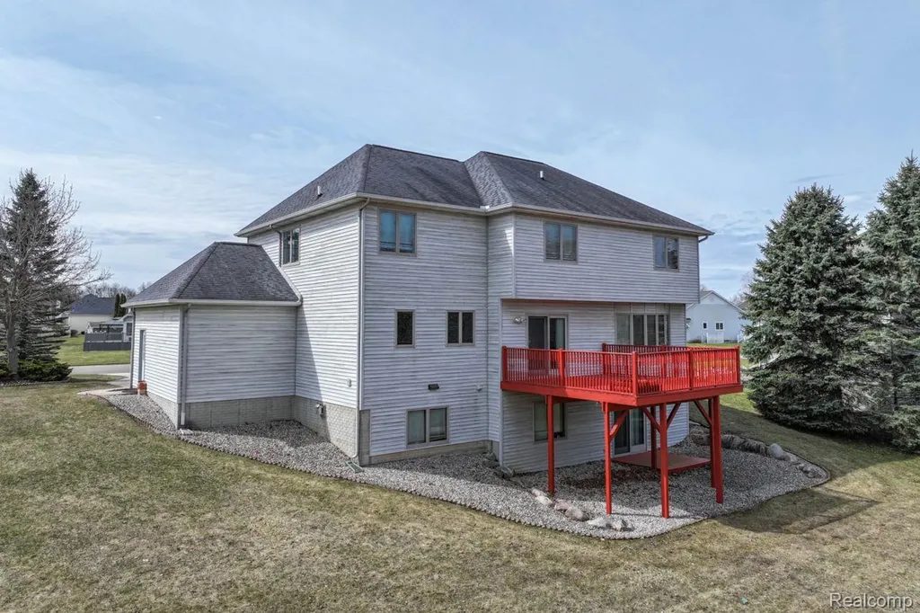 6476 Stonebrook Lane Flint Charter Township MI 48433