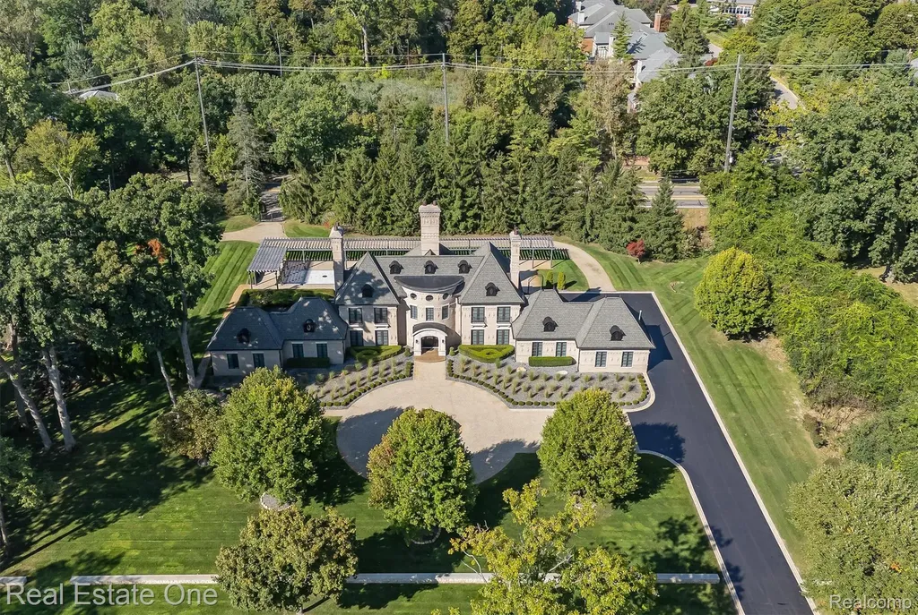 1343 Orchard Ridge Road Bloomfield Hills City MI 48304