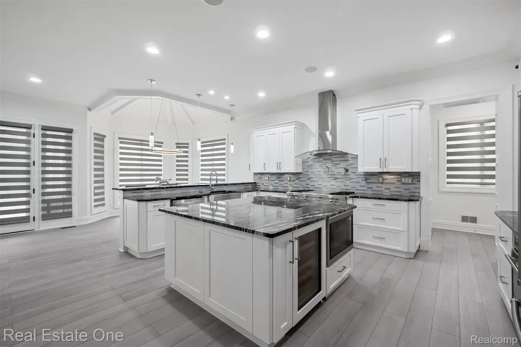 1343 Orchard Ridge Road Bloomfield Hills City MI 48304
