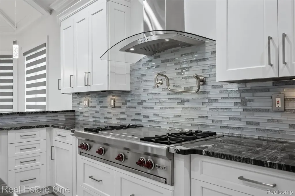 1343 Orchard Ridge Road Bloomfield Hills City MI 48304