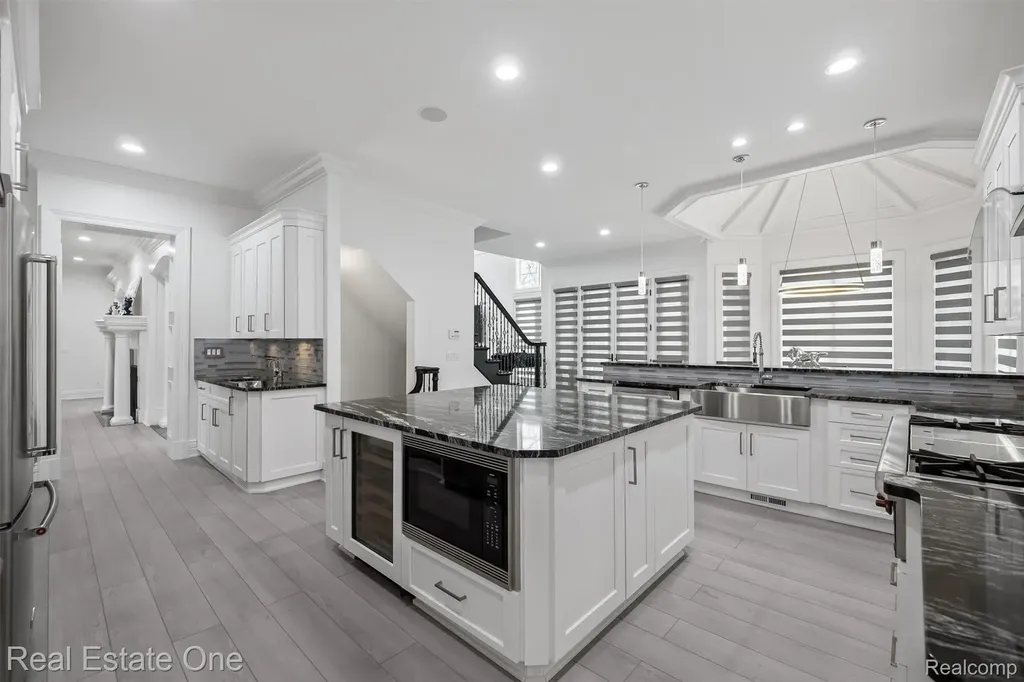 1343 Orchard Ridge Road Bloomfield Hills City MI 48304