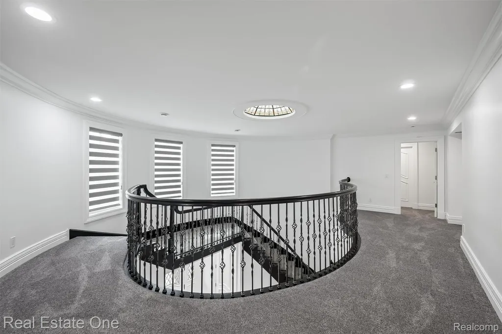 1343 Orchard Ridge Road Bloomfield Hills City MI 48304